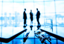 Wspólnicy i brak udostępniania dokumentów spółki, a sądowe prawo kontroli