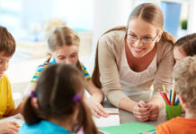 Szkoły i dodatkowe zajęcia w poradniach