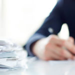 Szkoły i zwolnienie nauczyciela kontraktowego